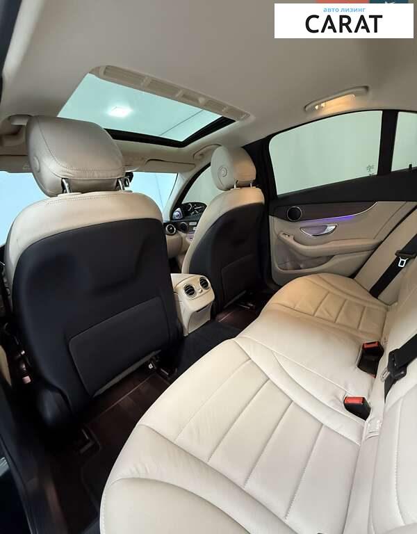 Mercedes-Benz C-Class 2019
