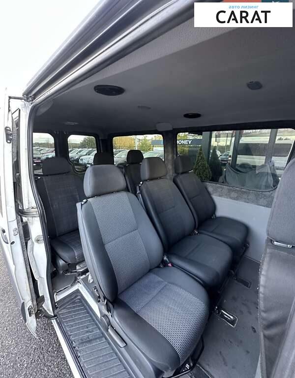 Mercedes-Benz Sprinter 2013