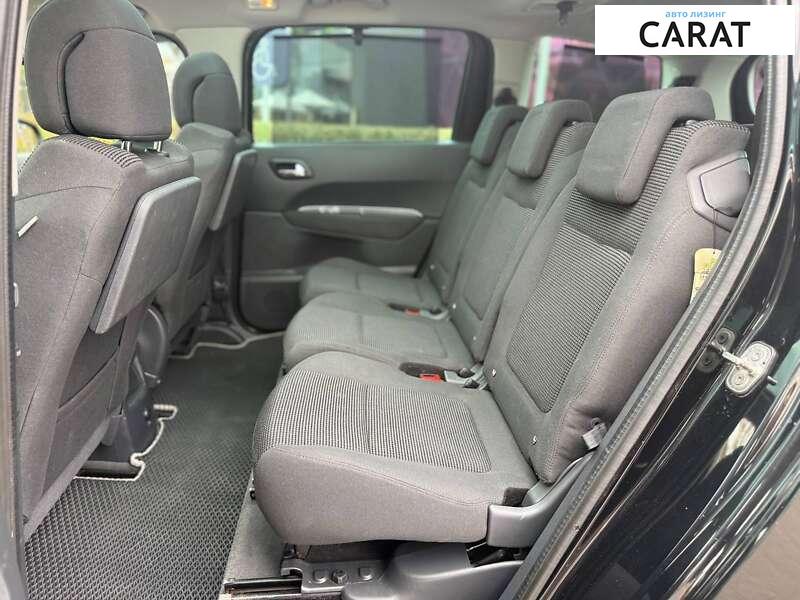 Peugeot 5008 2012 Peugeot 5008 2012