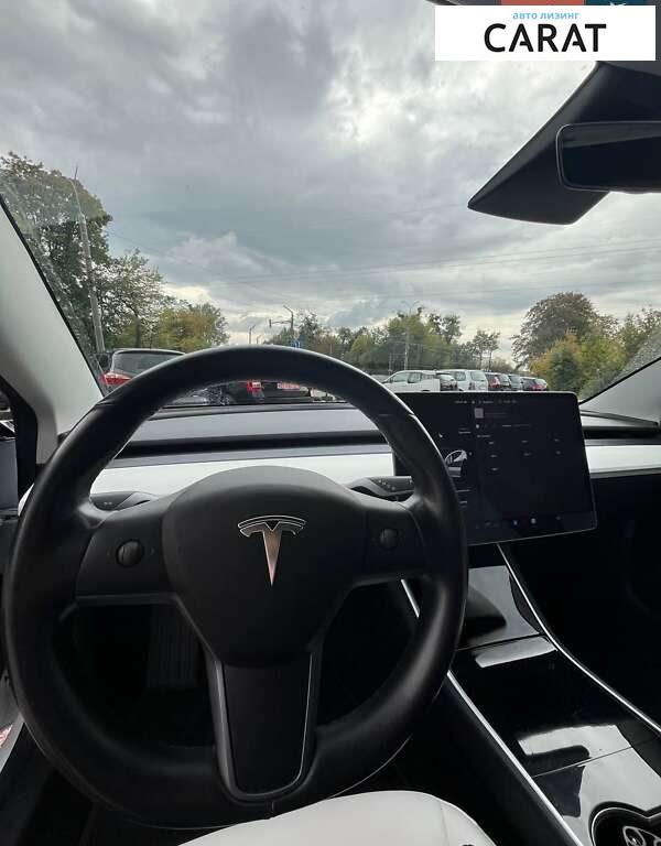 Tesla Model 3 2019