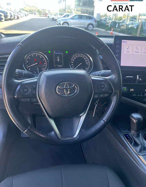 Toyota Camry 2023