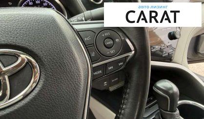 Toyota Camry 2019