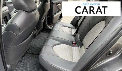 Toyota Camry 2019