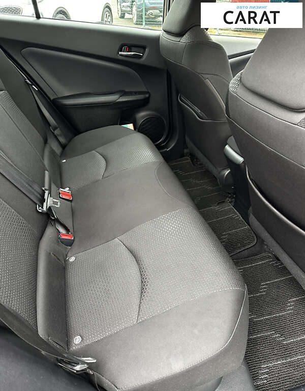 Toyota Prius 2021
