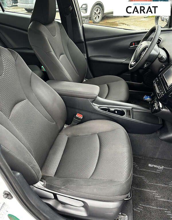Toyota Prius 2021