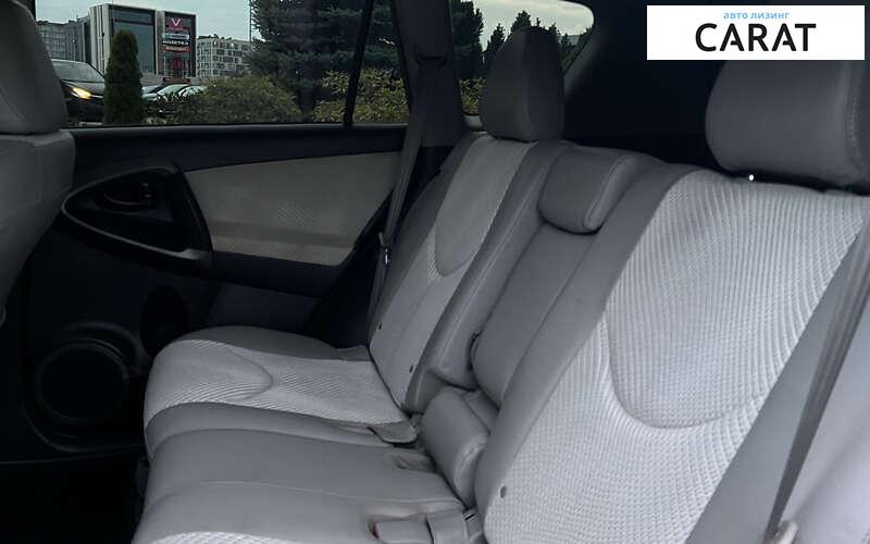 Toyota Rav 4 EV 2013 Toyota Rav 4 EV 2013