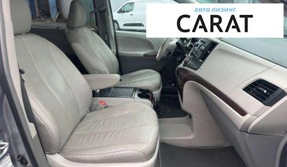Toyota Sienna 2012