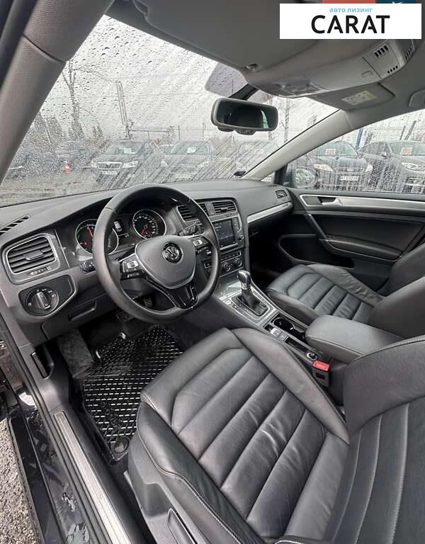 Volkswagen e-Golf 2015