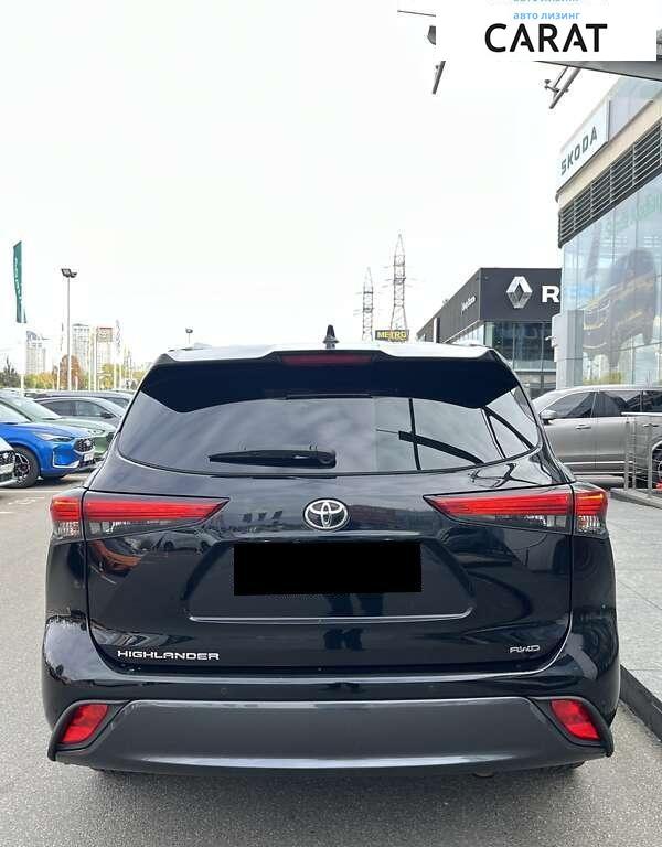 Toyota Highlander 2021