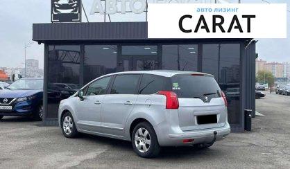 Peugeot 5008 2011