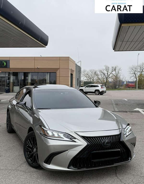 Lexus ES 2021