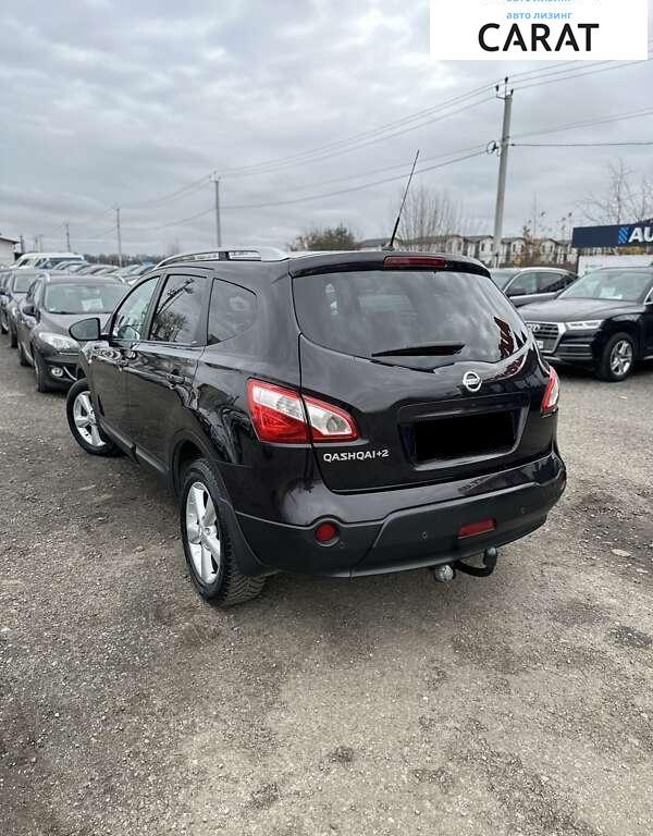 Nissan Qashqai+2 2011