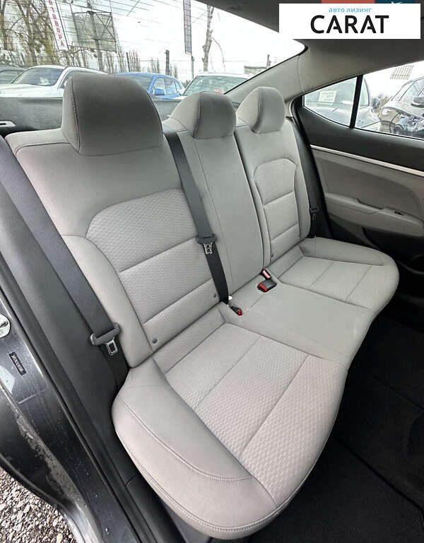 Hyundai Elantra 2020