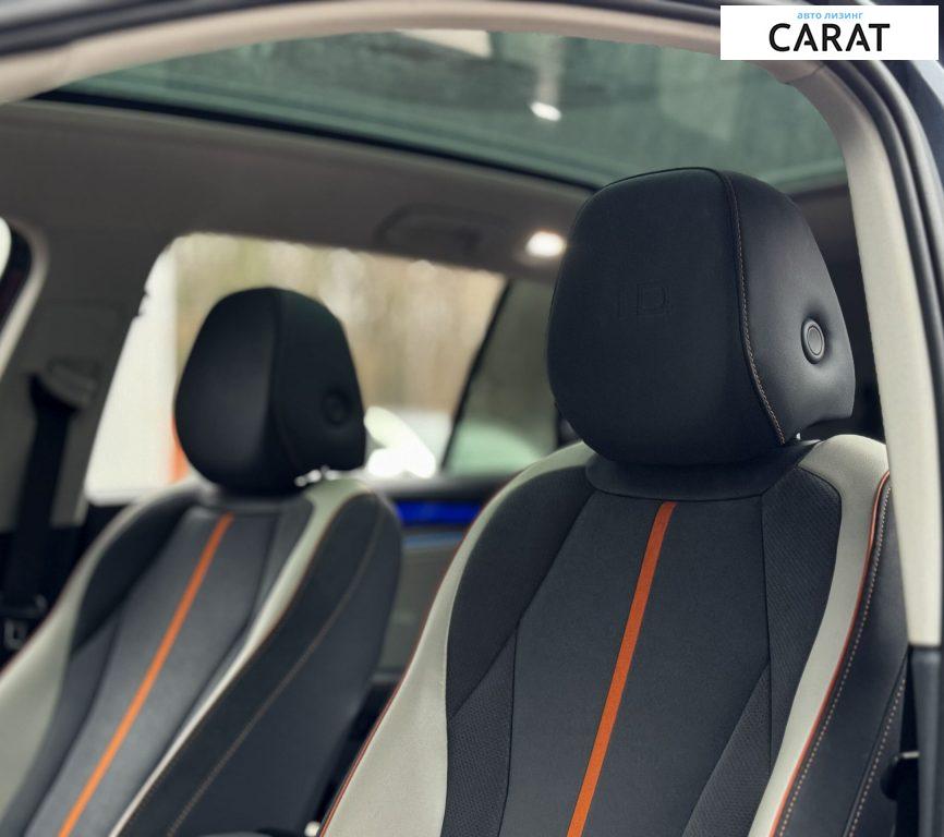 Volkswagen ID.6 2023