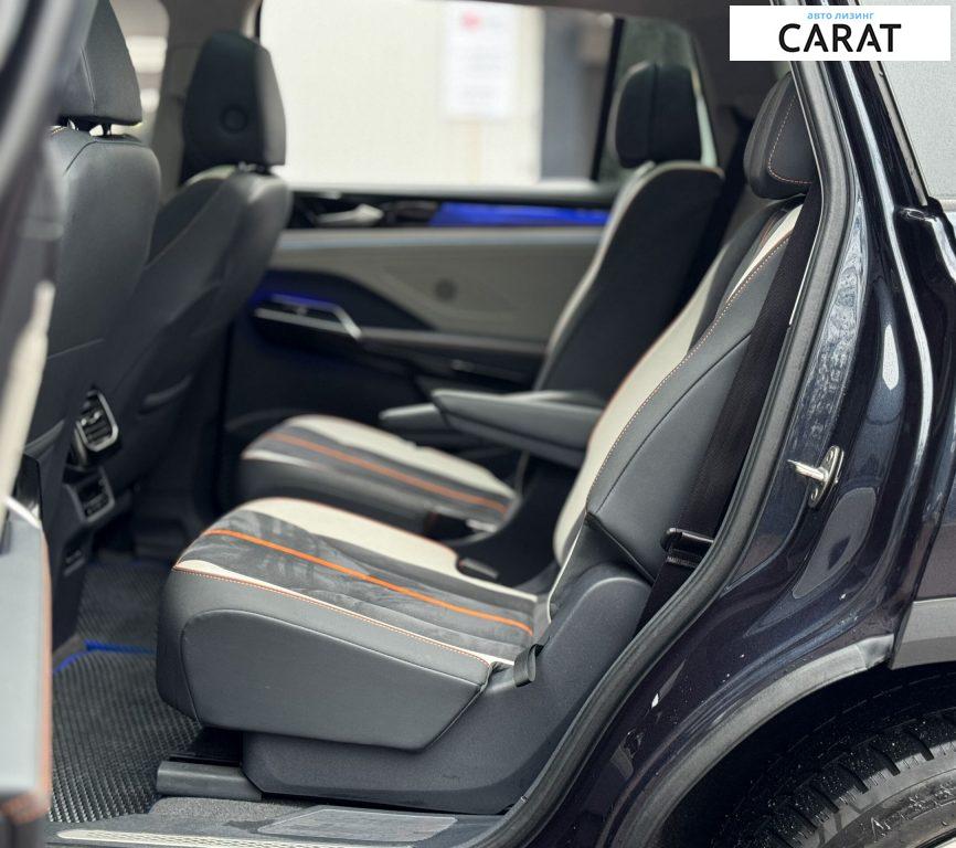 Volkswagen ID.6 2023