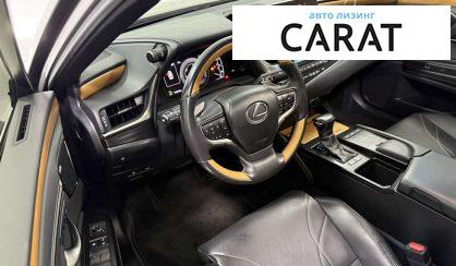 Lexus ES 2019