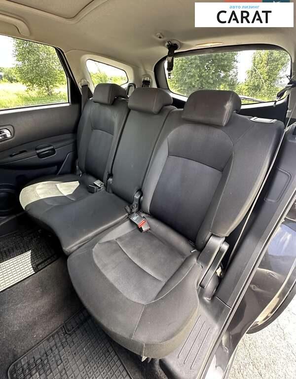 Nissan Qashqai+2 2012