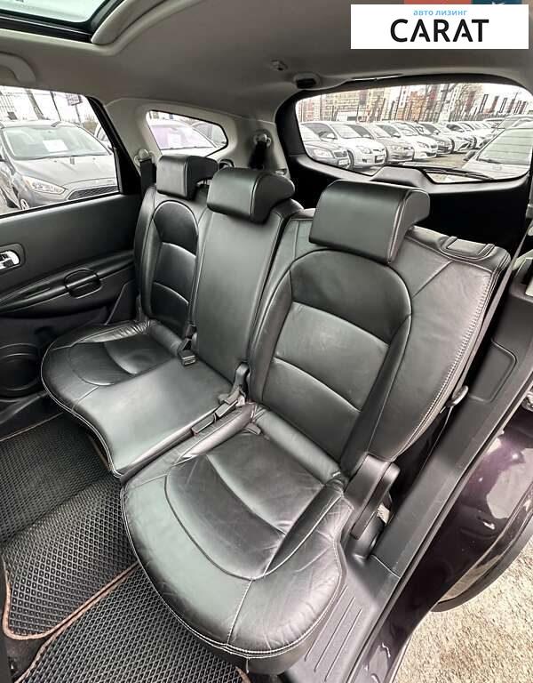 Nissan Qashqai+2 2011