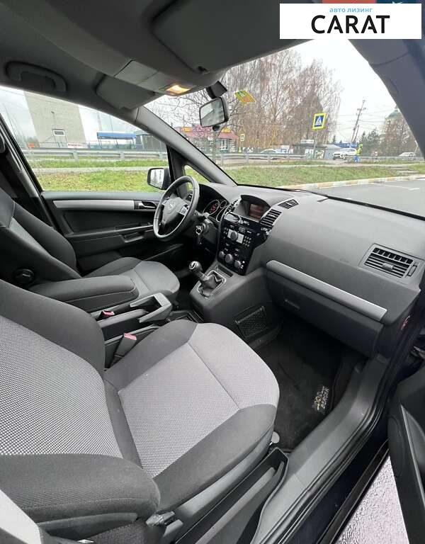 Opel Zafira 2011