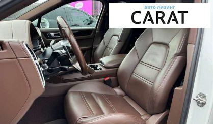 Porsche Cayenne 2021