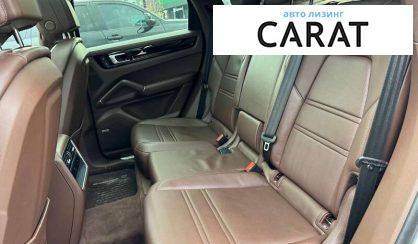 Porsche Cayenne 2021