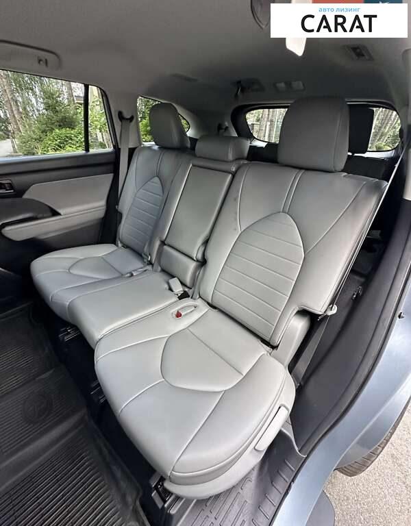 Toyota Highlander 2020