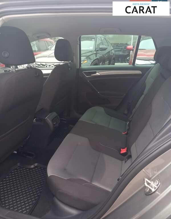 Volkswagen e-Golf 2015