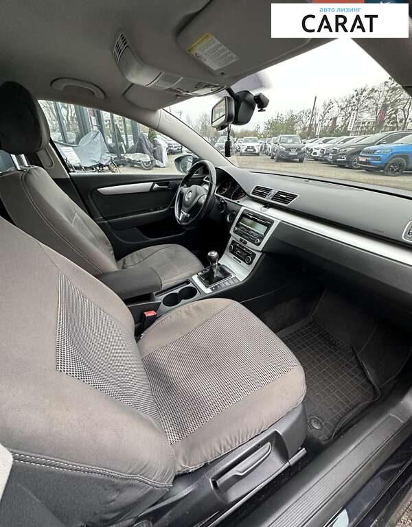 Volkswagen Passat 2011