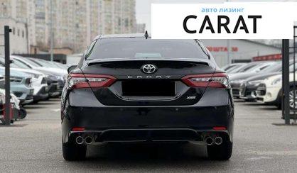 Toyota Camry 2021