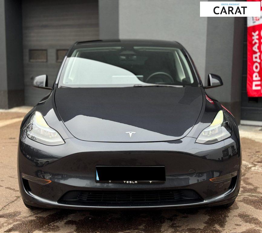 Tesla Model Y 2024