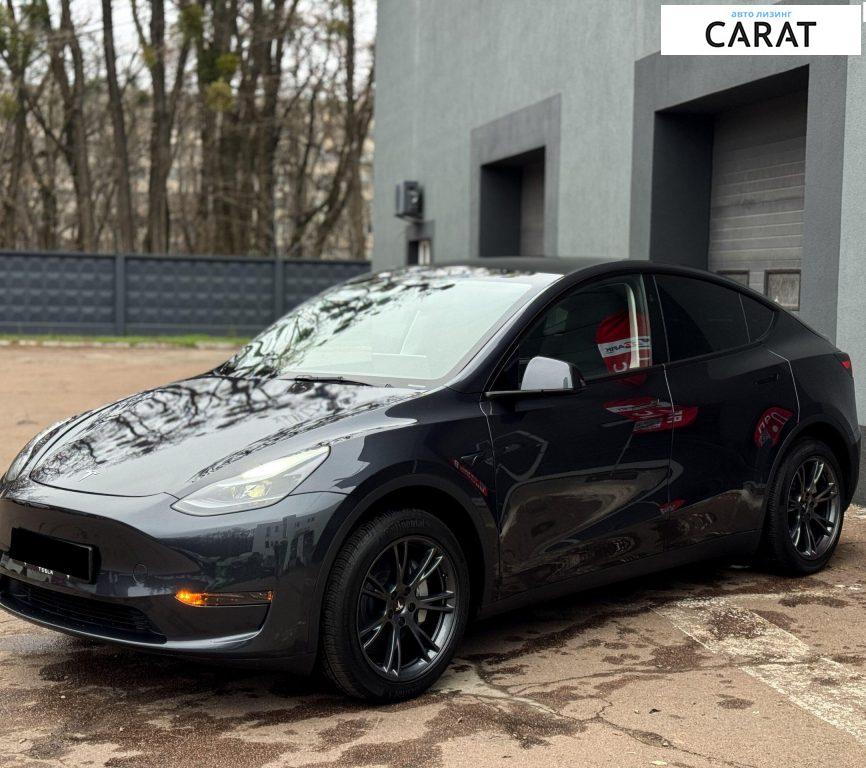 Tesla Model Y 2024