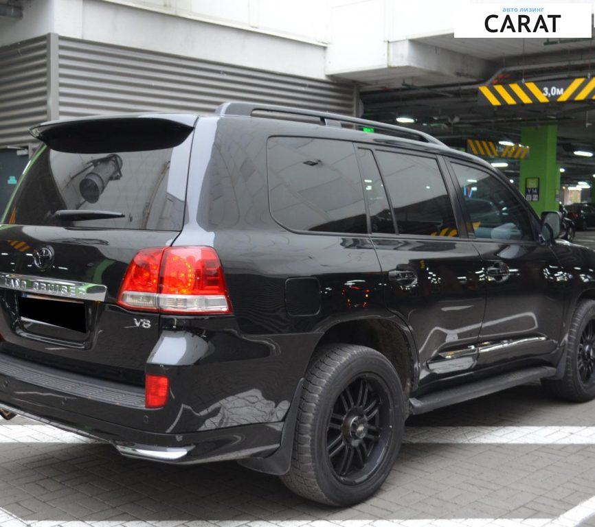 Toyota Land Cruiser 2010