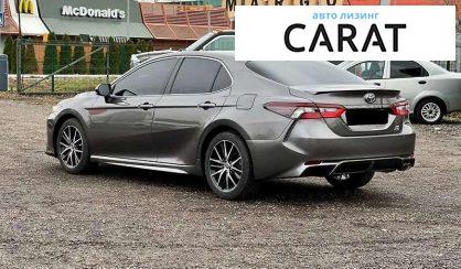Toyota Camry 2021