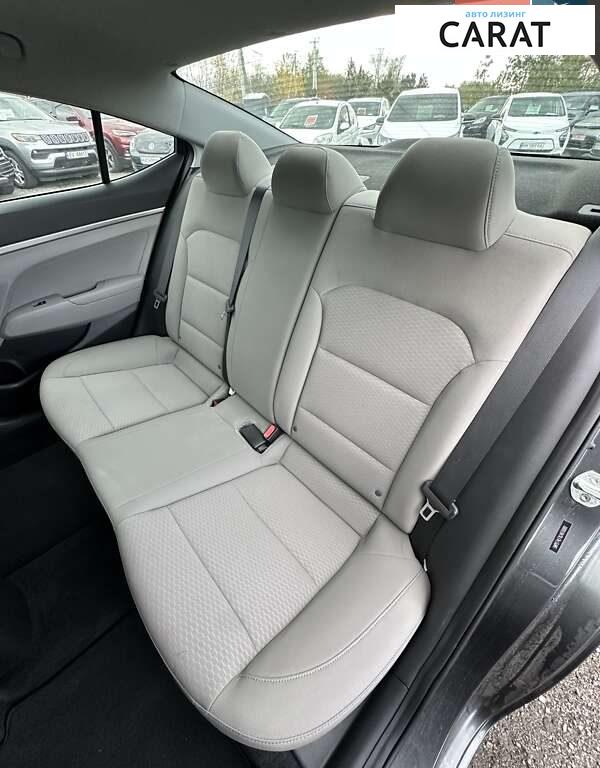 Hyundai Elantra 2020