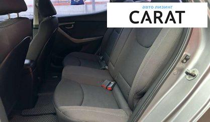 Hyundai Elantra 2012