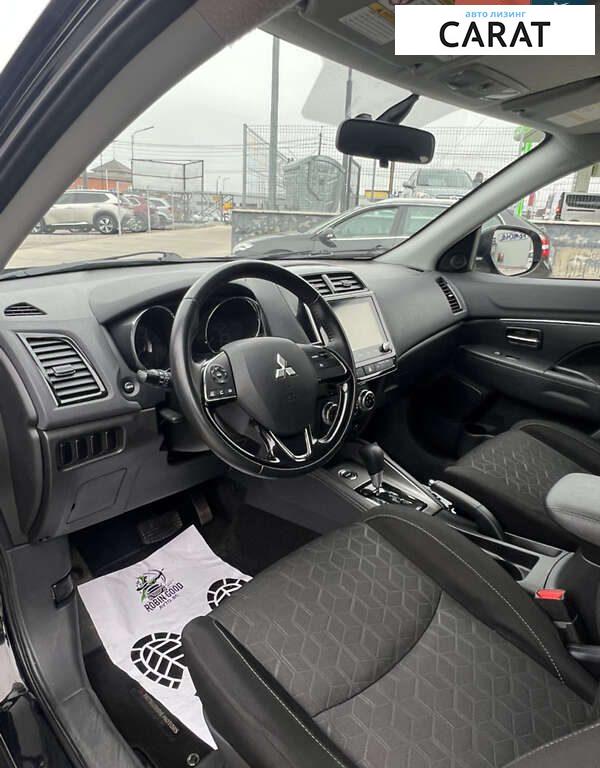 Mitsubishi Outlander 2021