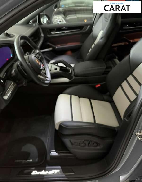 Porsche Cayenne 2025