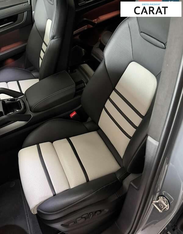 Porsche Cayenne 2025