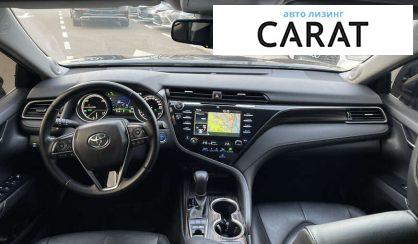 Toyota Camry 2019