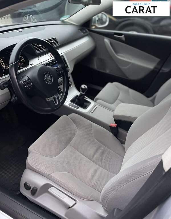 Volkswagen Passat 2010