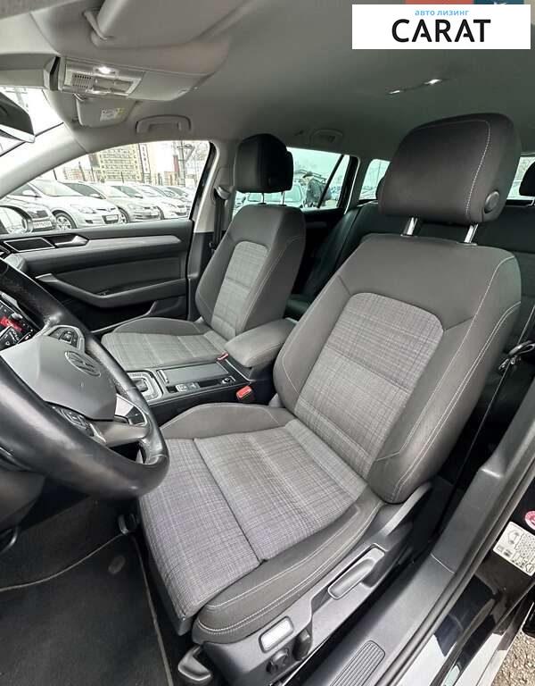 Volkswagen Passat 2021