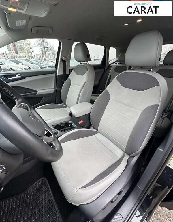 Volkswagen Taos 2022