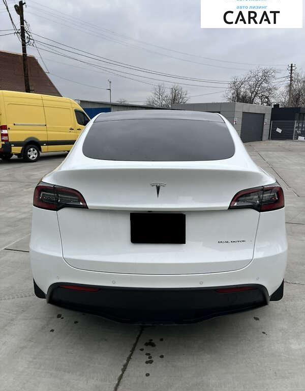 Tesla Model Y 2021