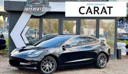 Tesla Model 3 2019 - авто лізинг Carat