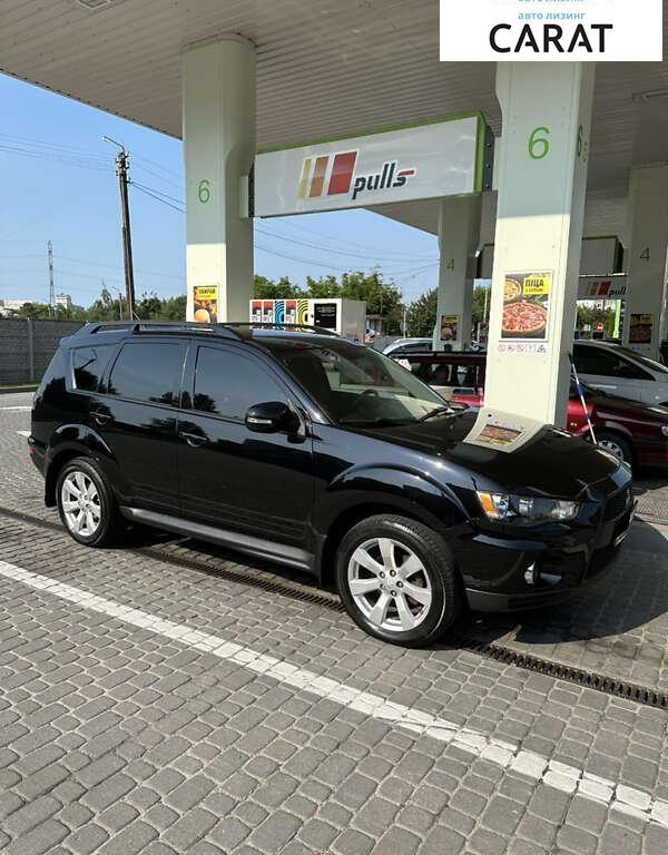 Mitsubishi Outlander 2011