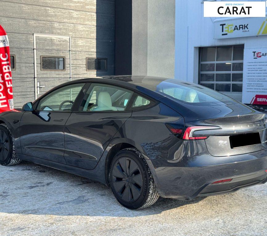 Tesla Model 3 2024