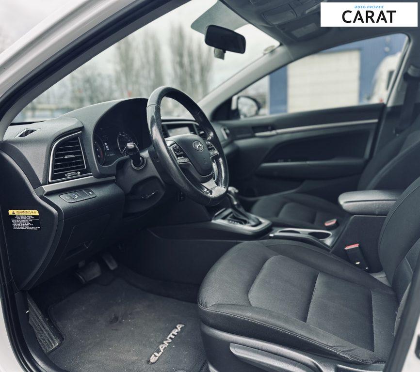 Hyundai Elantra 2016