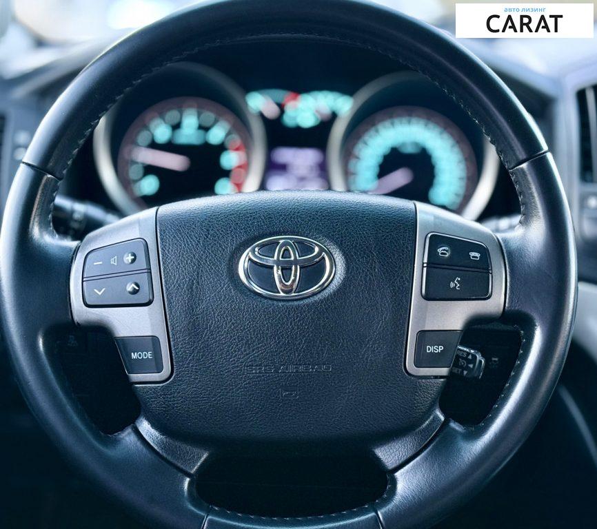 Toyota Land Cruiser 2010