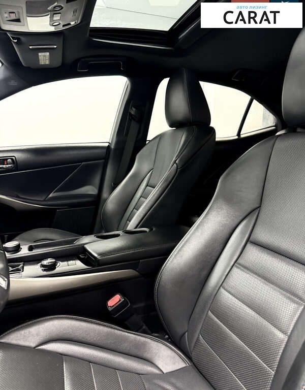 Lexus IS 2014