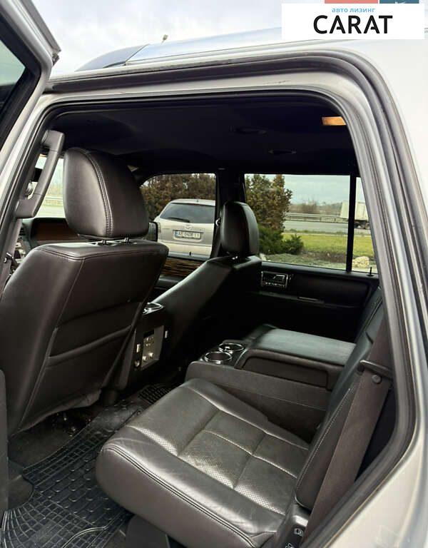 Lincoln Navigator 2010